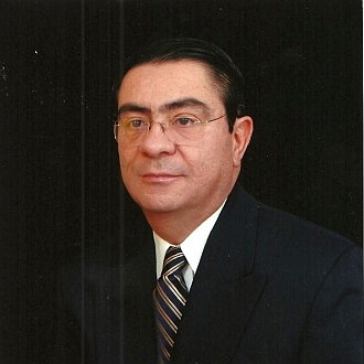 Dr. Raúl Izaguirre Avila Presidente